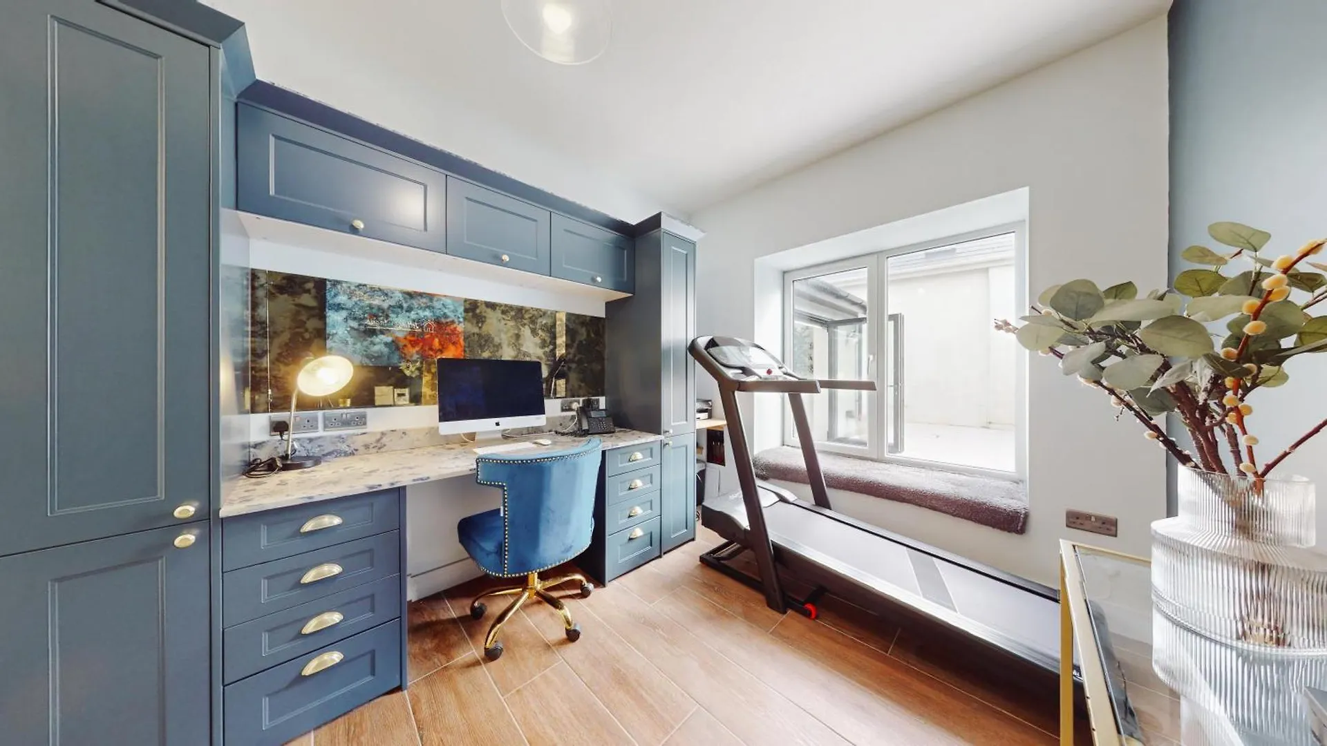 Hotel Feel Celebrity Style - 6 Parking Spaces - Pet Friendly - Very Private Cardiff Villa