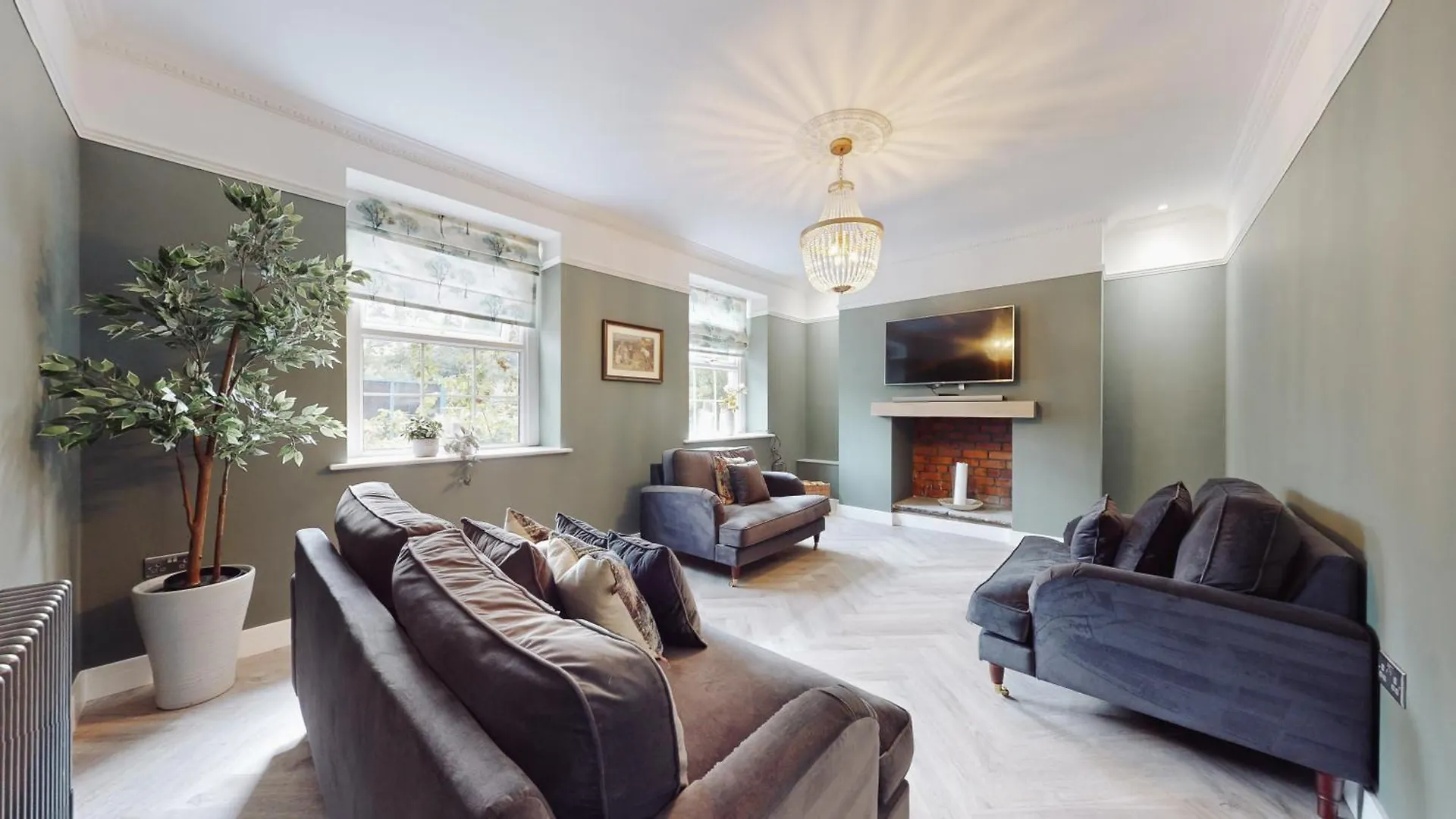Hotel Feel Celebrity Style - 6 Parking Spaces - Pet Friendly - Very Private Cardiff